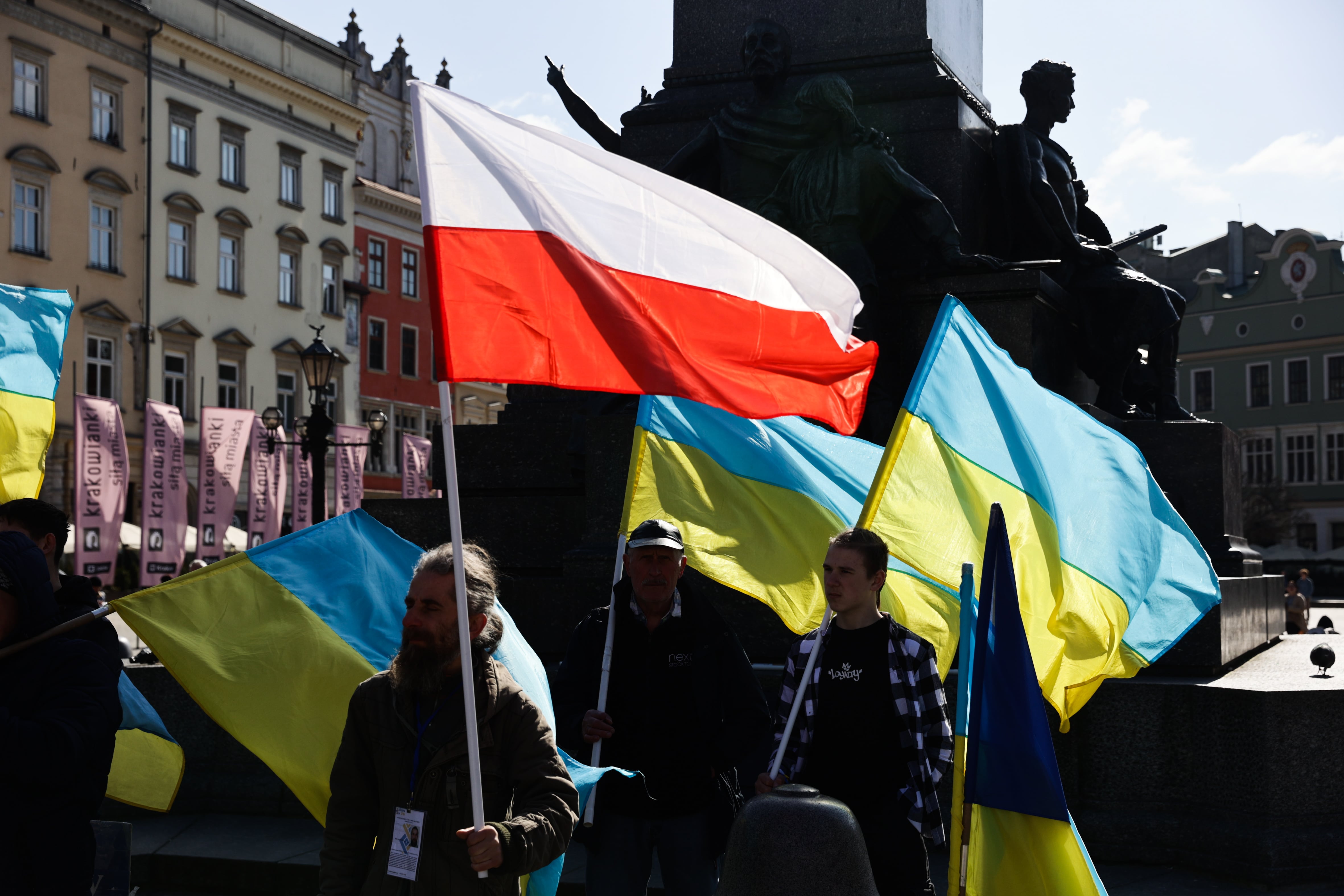 Ucranianos manifestándose en la ciudad polaca de Cracovia el pasado mes de marzo