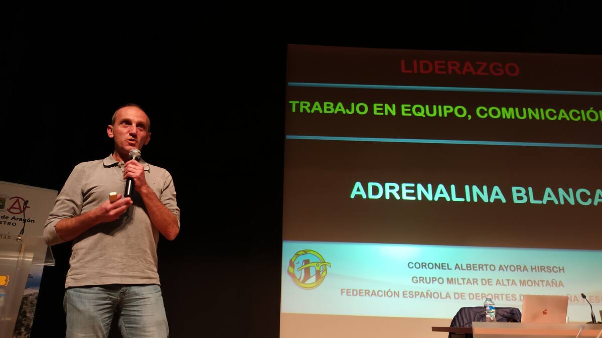 Alberto Ayora: “Dentro de un dominio esquiable hay que diferenciar dentro, fuera de pistas o itinerarios”