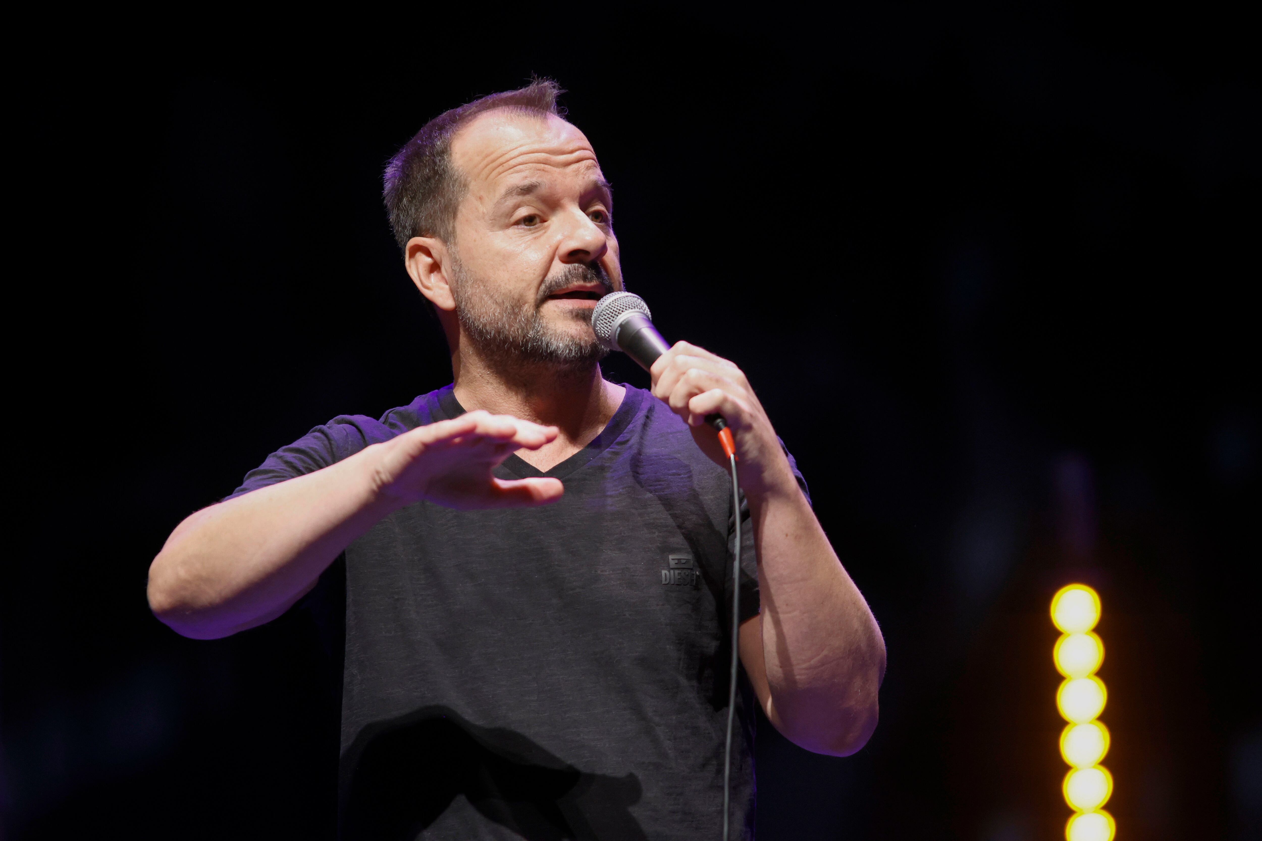 Ángel Martín, durante el espectáculo de este viernes en el Auditorio de Ferrol (foto: Kiko Delgado / EFE)