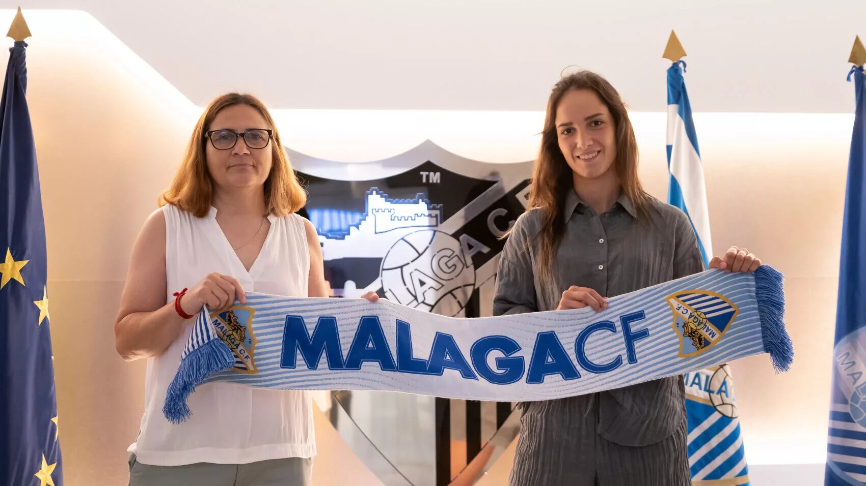 Elena Martínez renueva con el Málaga CF