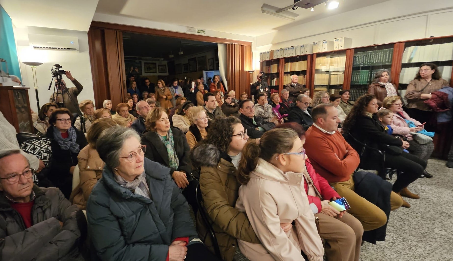 Aspecto del Aula &#039;Narciso Mesa Fernández&#039; con el público asistente