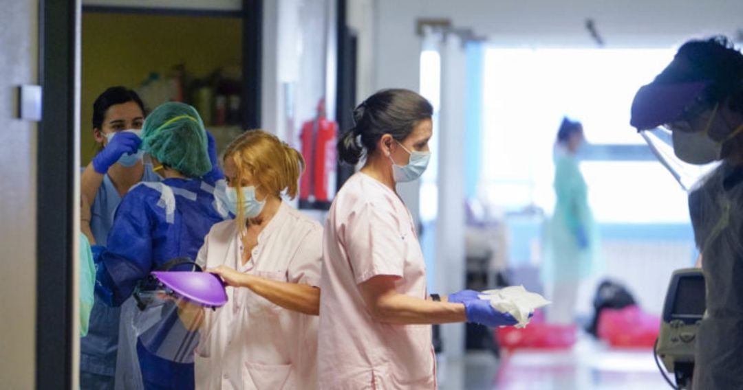 Enfermeras trabajando en el Hospital Universitario Donostia