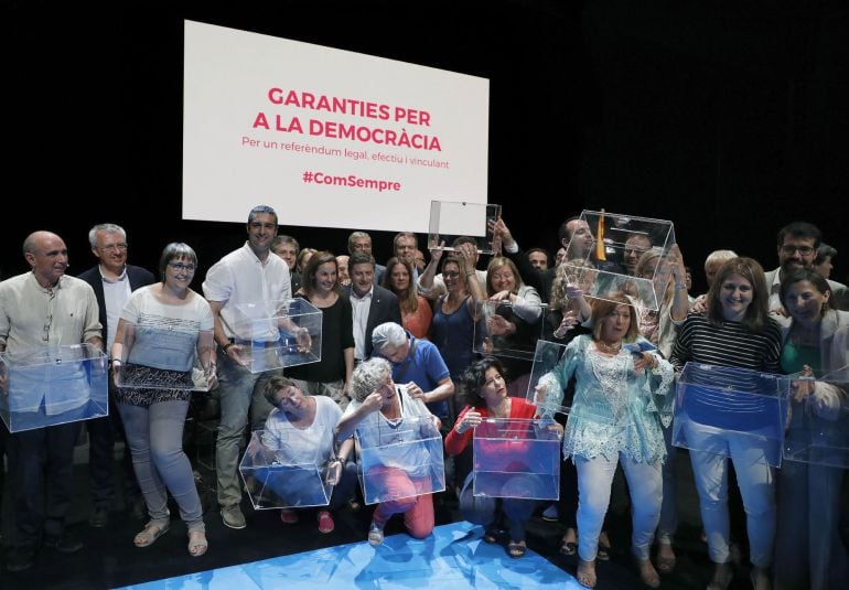 Diputats de Junts pel Sí, a l&#039;acte del Teatre Nacional del 4 de juliol