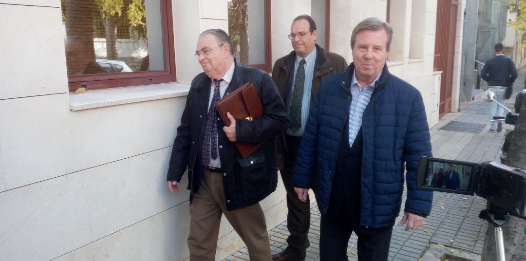 Miguel Ángel García Anguita en su llegada este viernes al Juzgado Número 2 de Jaén.