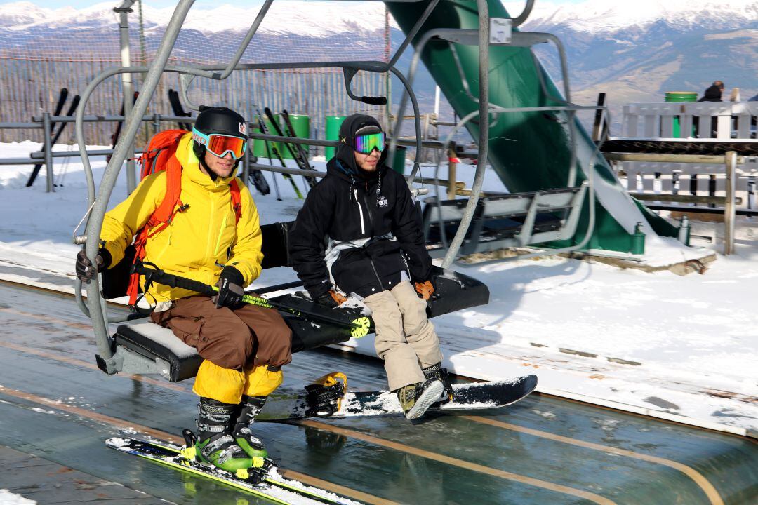 Esquiadors a La Masella