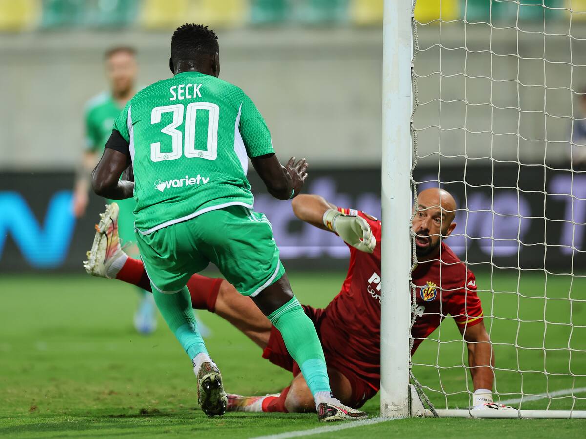 Reina: "Hay quien debe dar más. Si no hay autocrítica, irán pasando los entrenadores"