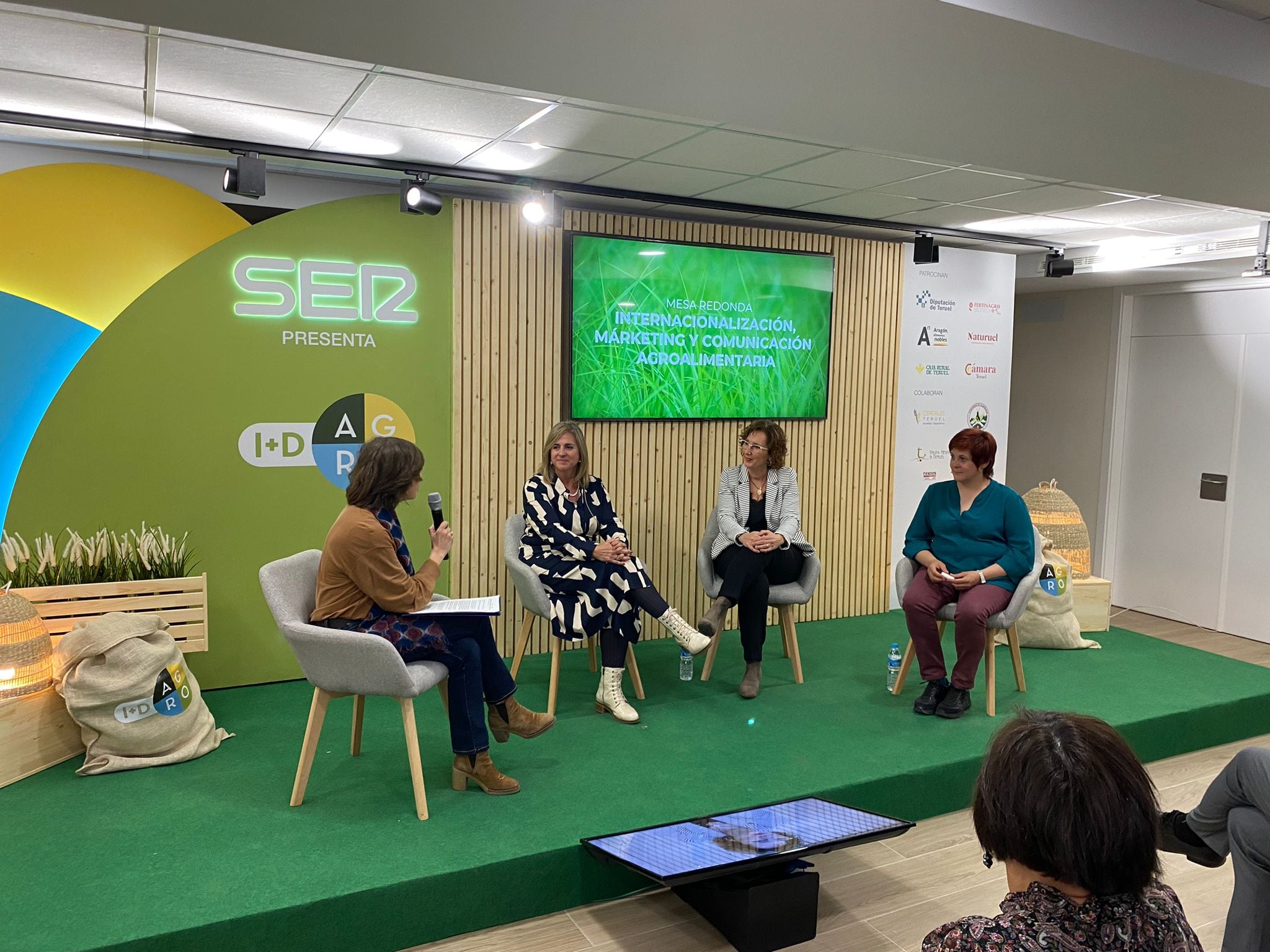 Se clausura la jornada hablando de internacionalización, marketing y comunicación agroalimentaria.