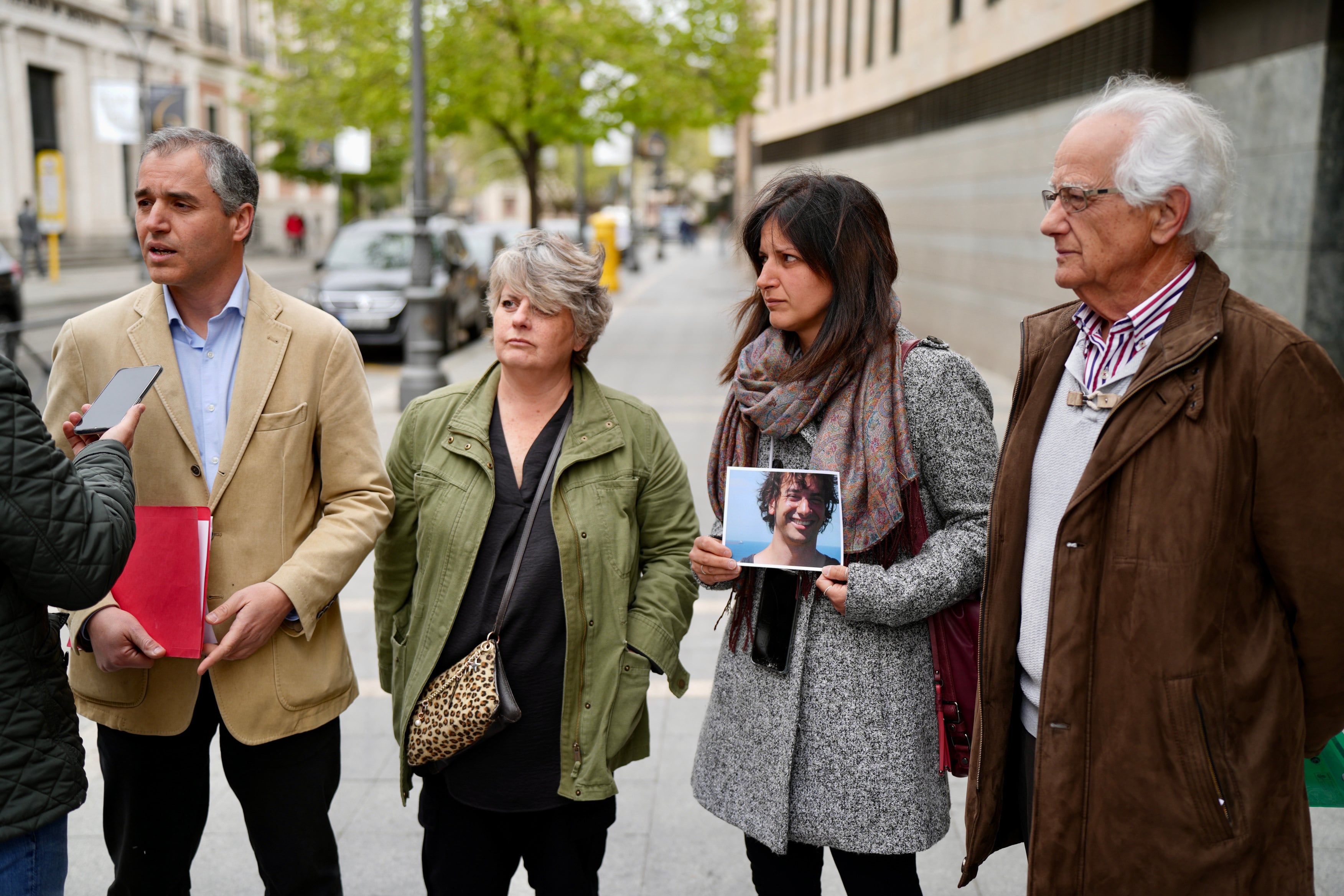 VALLADOLID. 12/04/23. ICAL/E. GARCÍA. AFECTADOS DEL ACCIDENTE DEL ALVIA DECLARAN EN EL JUZGADO.