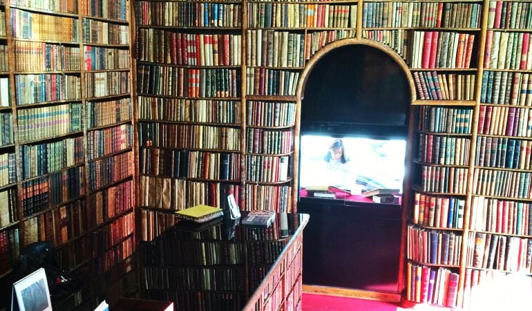 Imagen interior de la Librería Bardón de Madrid