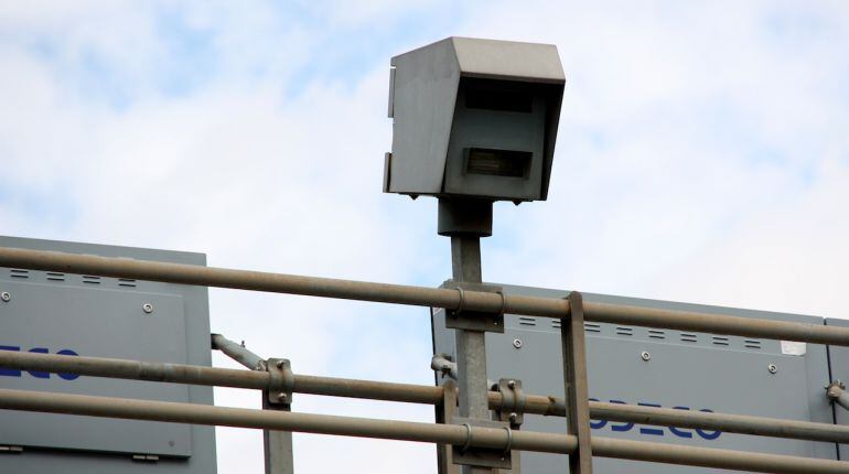 Les càmeres enxampen molts infractors de fora que, de moment, no paguen.