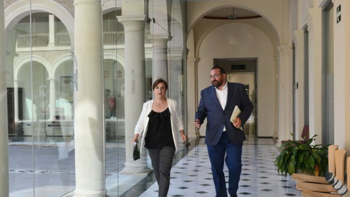 La Junta garantiza más maestros que el año pasado en Granada