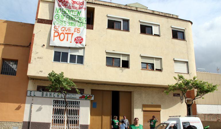 Al Barri Gaudí hi ha 20 pisos okupats