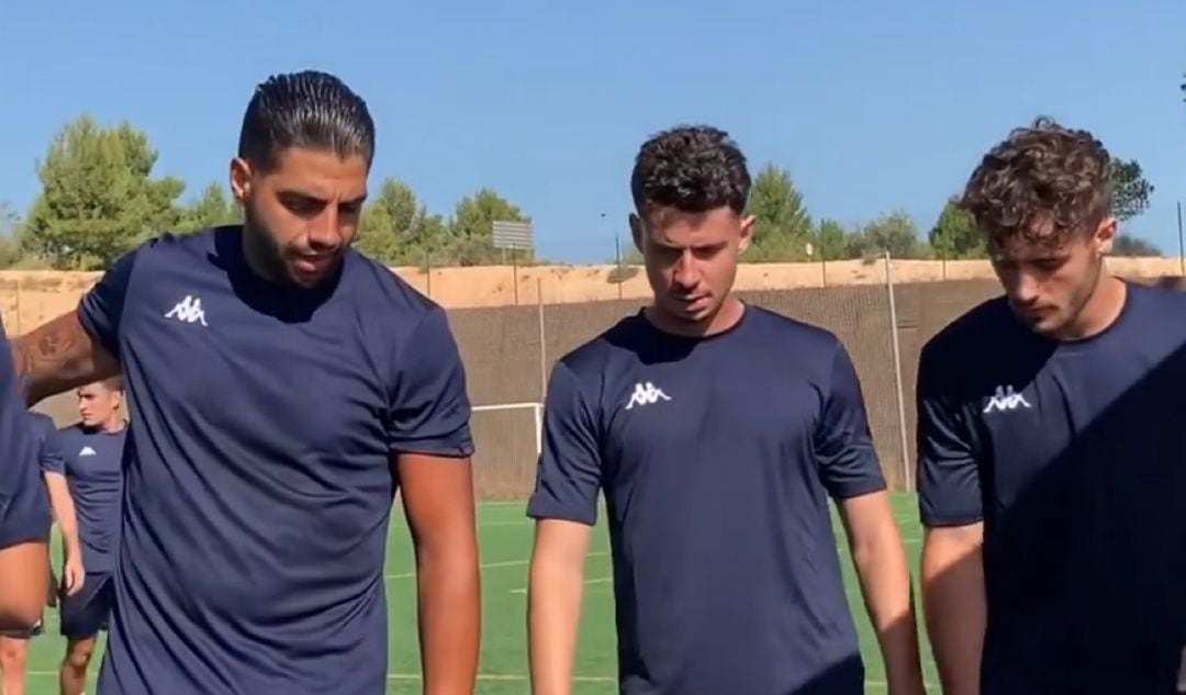 Los jugadores del Alcoyano ya entrenan con la marca deportiva Kappa