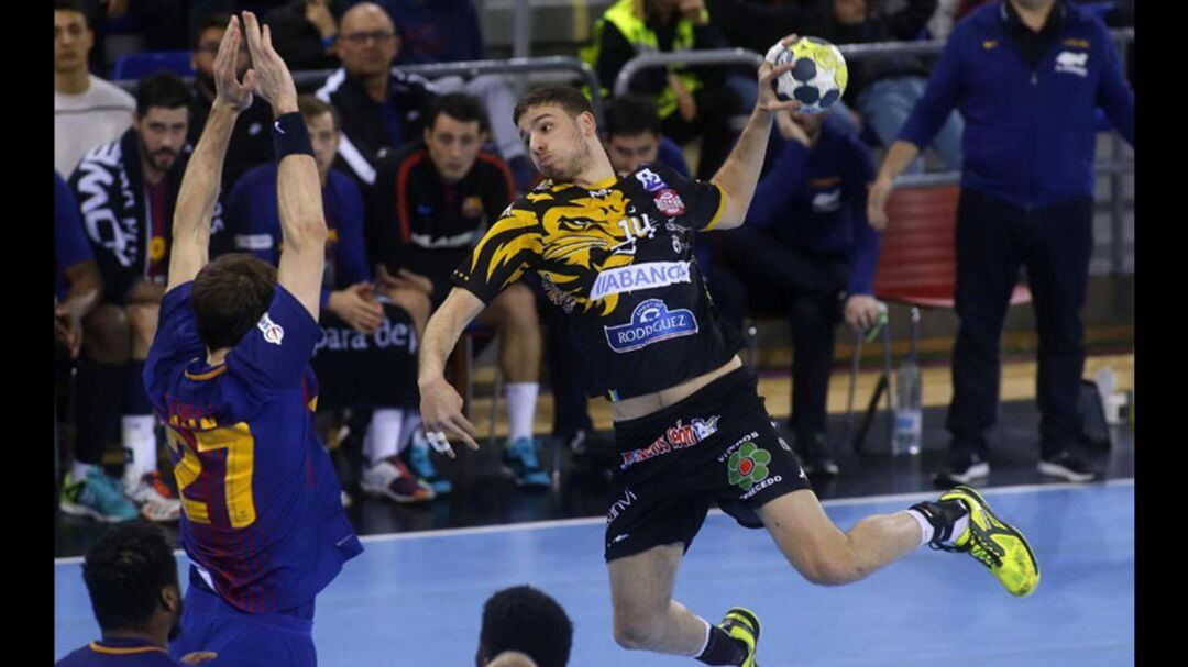 David Fernández estará seis semanas de baja