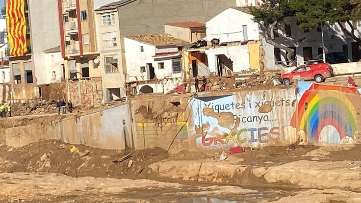 Visitamos la oficina de atención a las personas afectadas por la DANA en Picanya