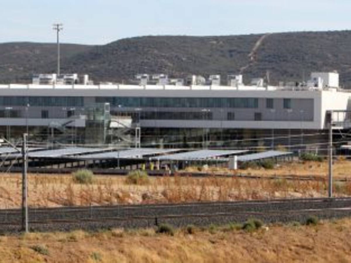El Aeropuerto de Ciudad Real debe al Ayuntamiento más de siete millones