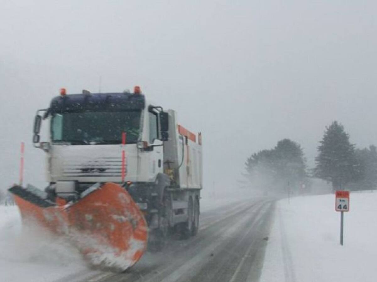 Movilizados 38 equipos quitanieves ante la previsión de nevadas