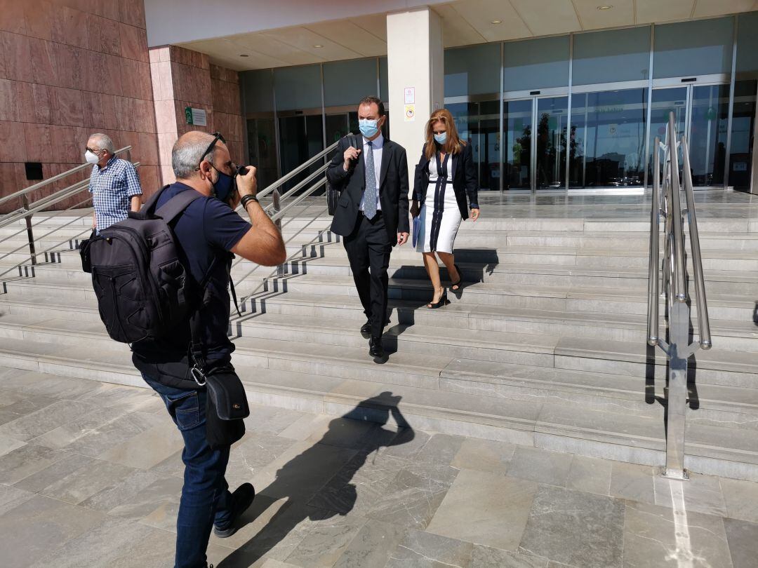 José María Muñoz, saliendo de la Ciudad de la Justicia