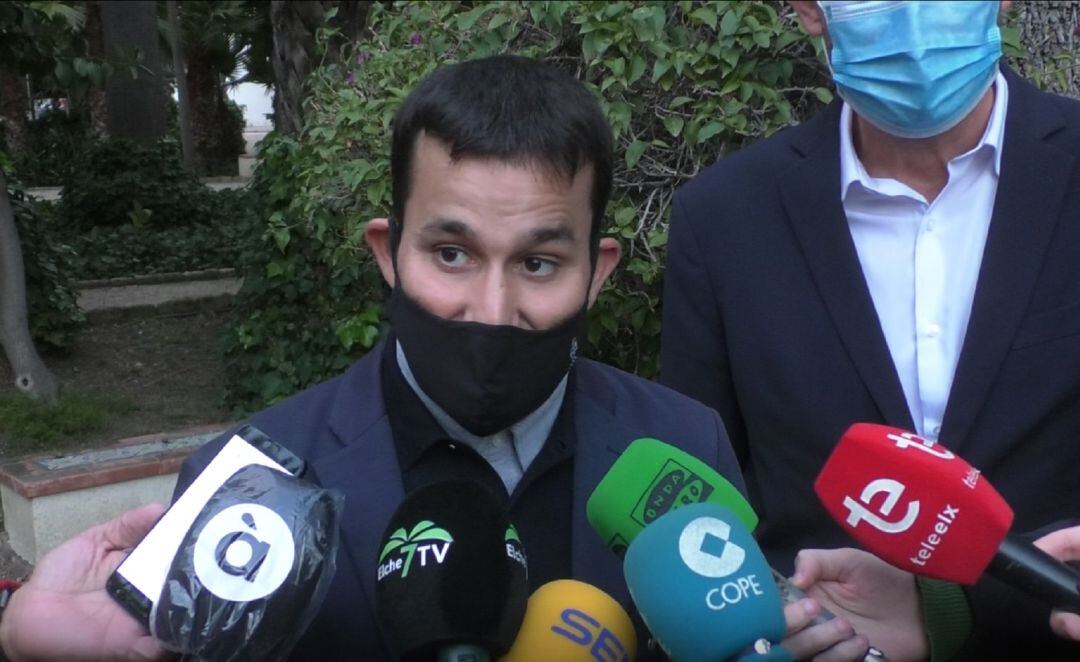 Vicent Marzà, Conseller de Educación