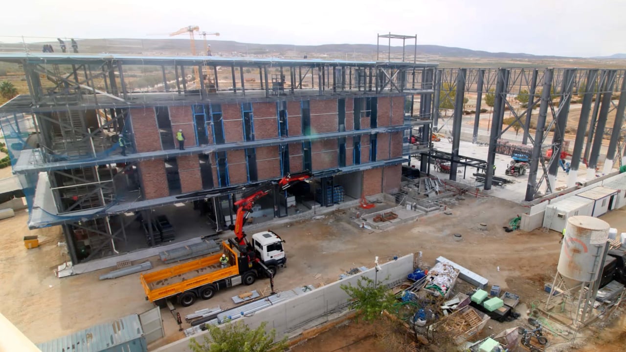 Obras del edificio UGR-Dones en Escúzar (Granada)