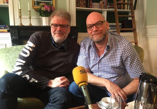 Michael Hjorth y Hans Rosenfeldt, durante la entrevista en la embajada de Suecia en Madrid