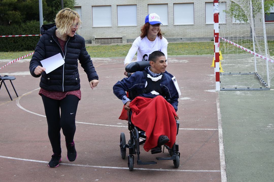 Momento de la marcha solidaria.