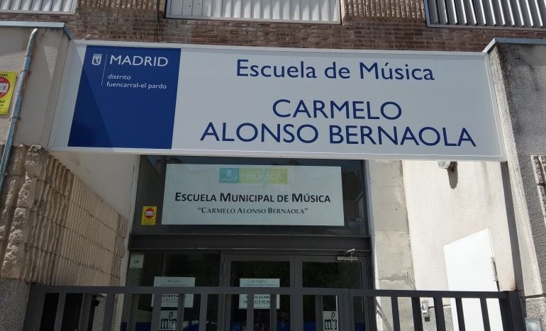 Escuela de música en la avenida Soto Palacios, 7, en el distrito de Fuencarral-El Pardo. 