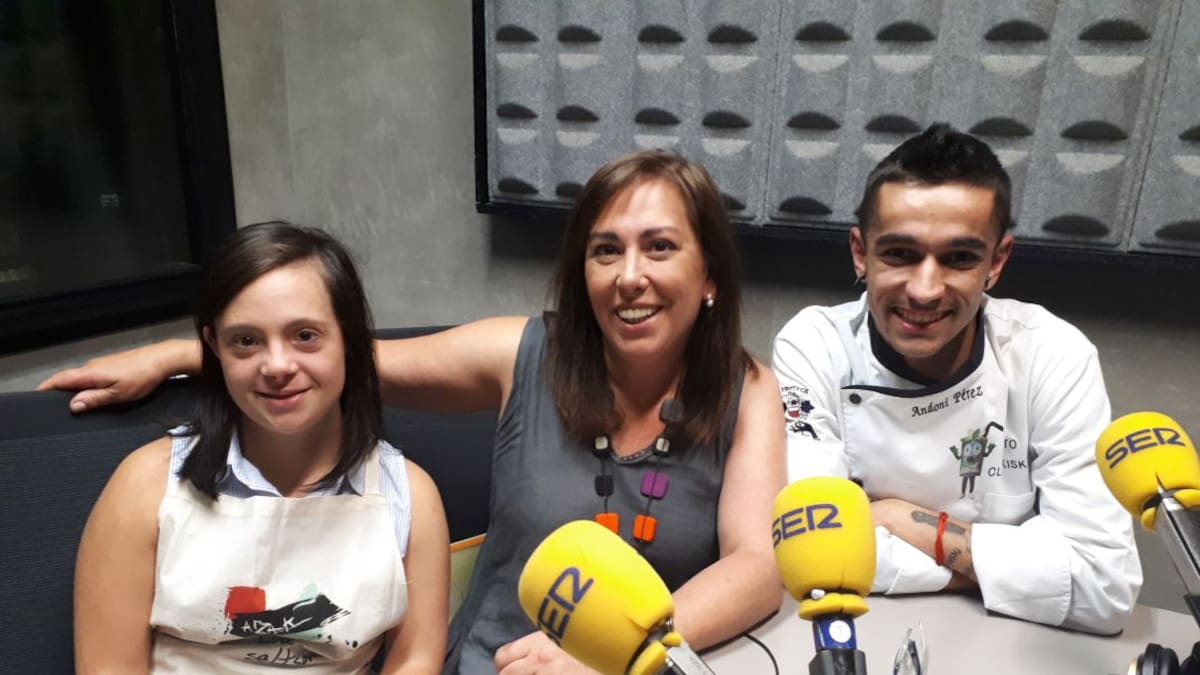 Inicio con Lucía Juárez y Andoni Pérez