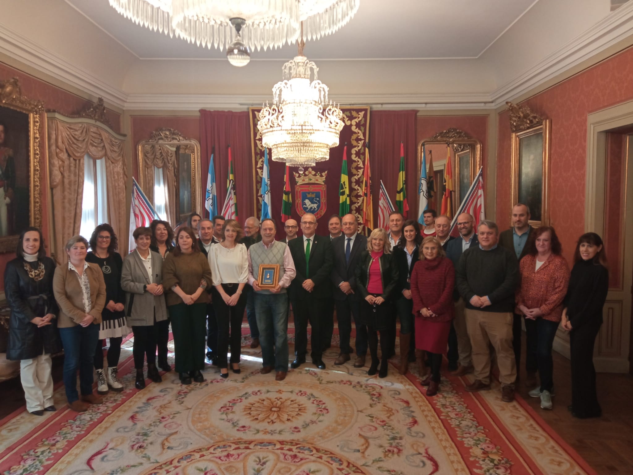 La Gota de Leche recibe el Haba de Oro 2022 en el Ayuntamiento de Pamplona