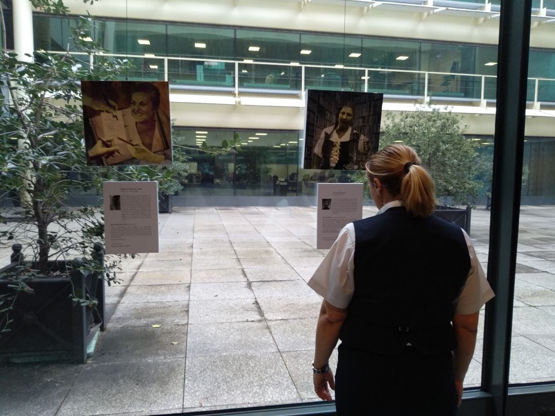 La exposición se puede ver en el vestíbulo del Ayuntamiento de Fuenlabrada.