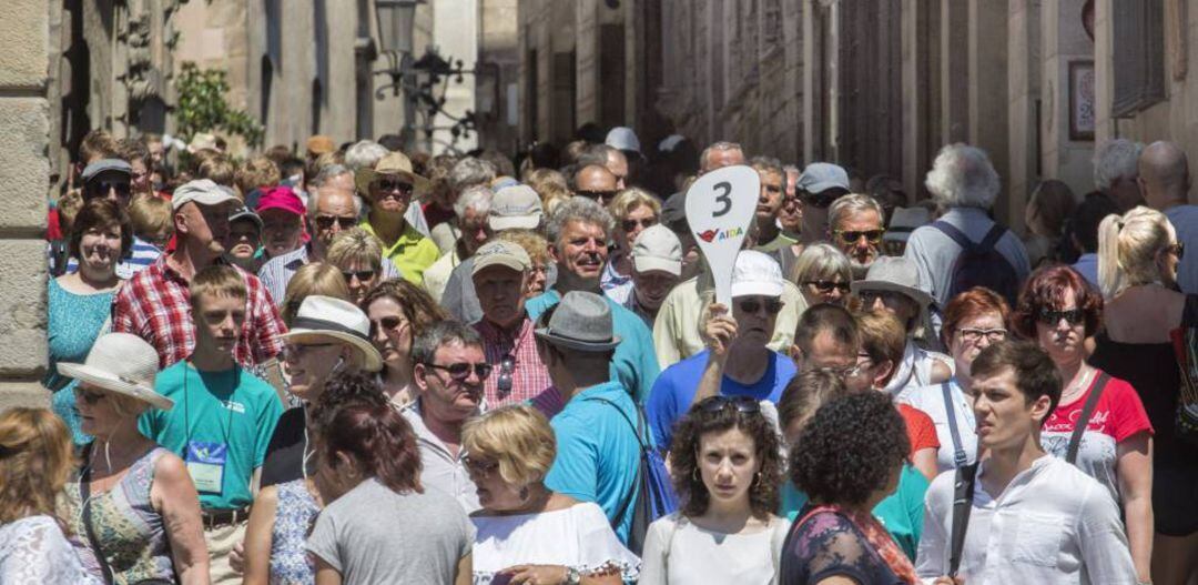 Los visitantes dejaron este año el doble de dinero con el Impuesto Turístico Sostenible debido a las nuevas tarifas.