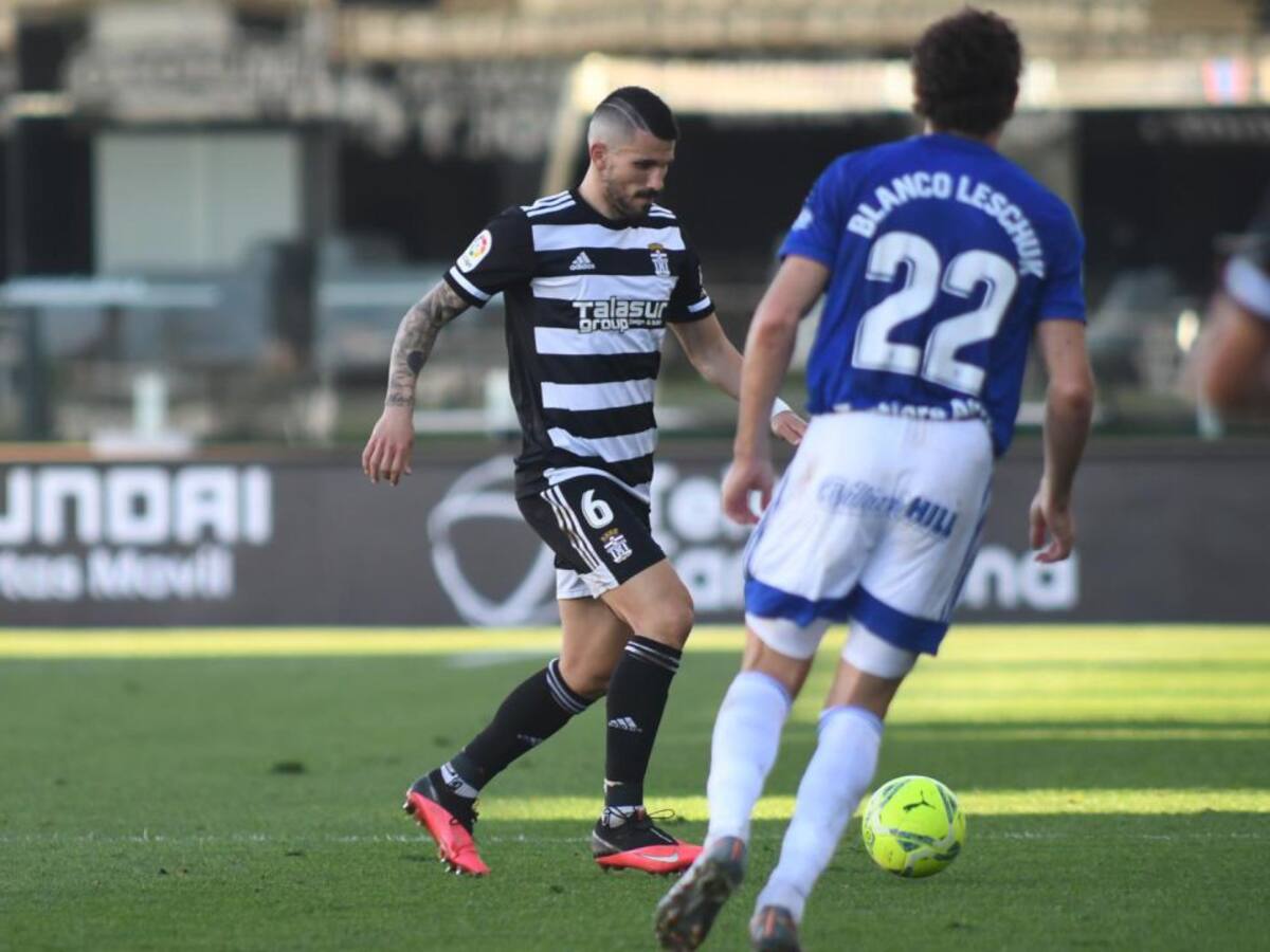 El Efesé recupera sensaciones y empieza a funcionar ante el Real Oviedo