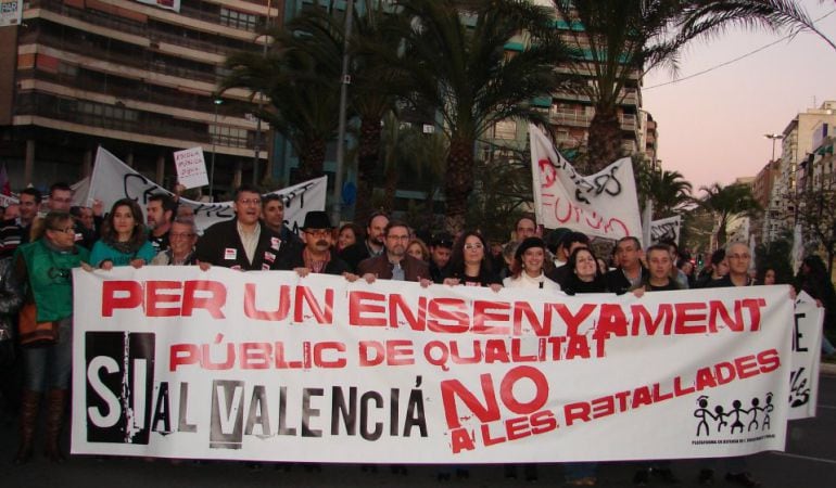 Una imagen de una de as manifestaciones que ha llevado a cabo la Plataforma per l&#039;Ensenyament Públic