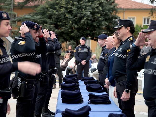 València presenta a los 63 nuevos agentes de la USAP, la unidad de la Policía Local para situaciones de "alta exigencia"
