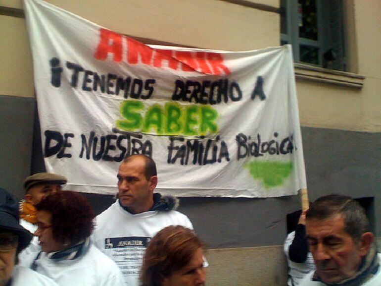 Manifestación de víctimas de casos de niños robados