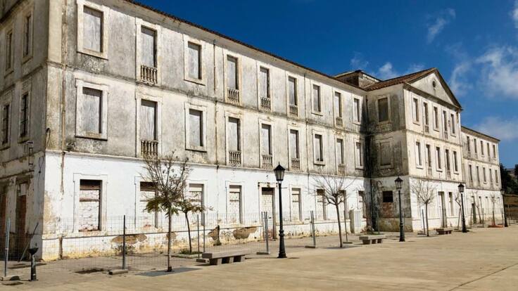 La Junta de luz verde a la compra del pabellón del Diego Salinas