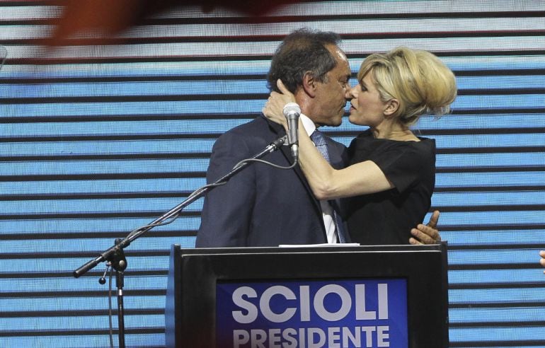 El candidato oficialista a la Presidencia Argentina por el Frente para la Victoria, Daniel Scioli