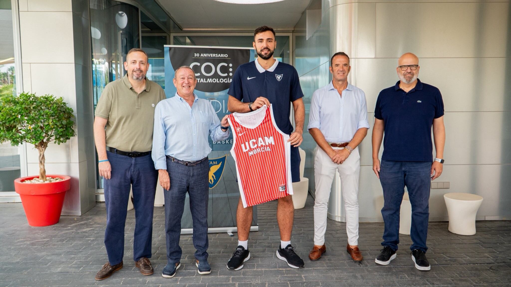 Presentación de Emanuel Cate con UCAM Murcia