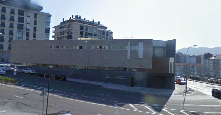 Na actualidade estase prestando servizo nocturno cun só vehículo patrulla dotado con mampara