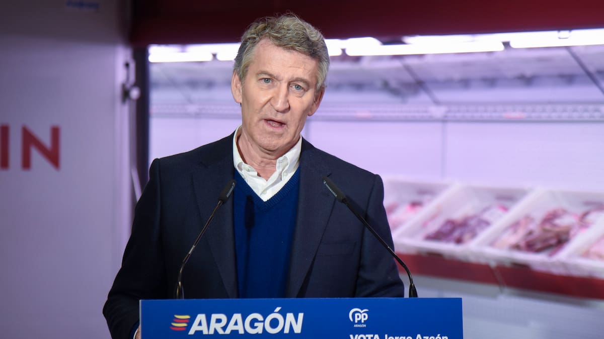 El lapsus de Feijóo en la campaña de Aragón: visita una empresa y se equivoca de nombre ocho veces