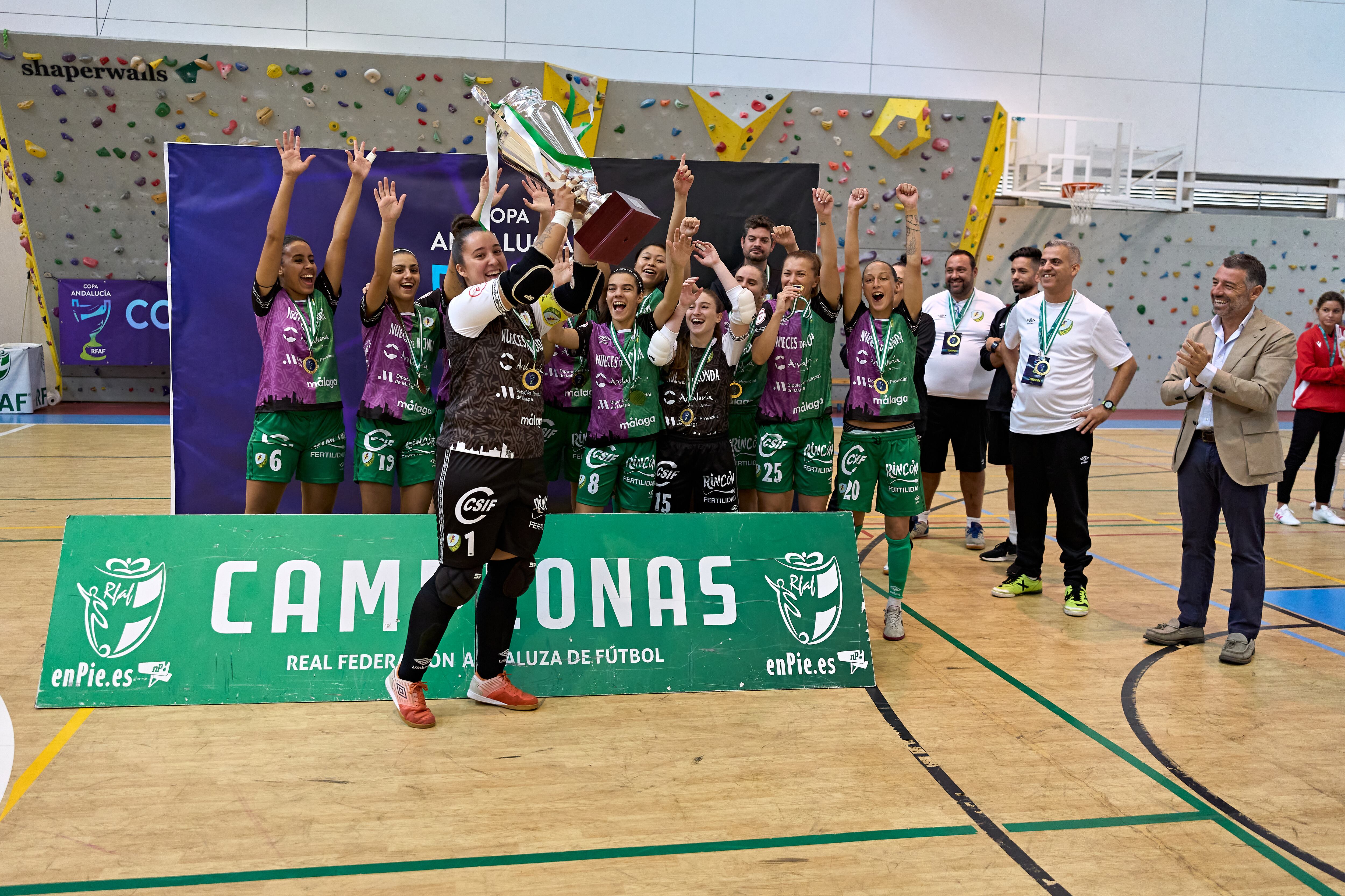 Celebración del Atlético Torcal en la consecución de la Copa de Andalucía