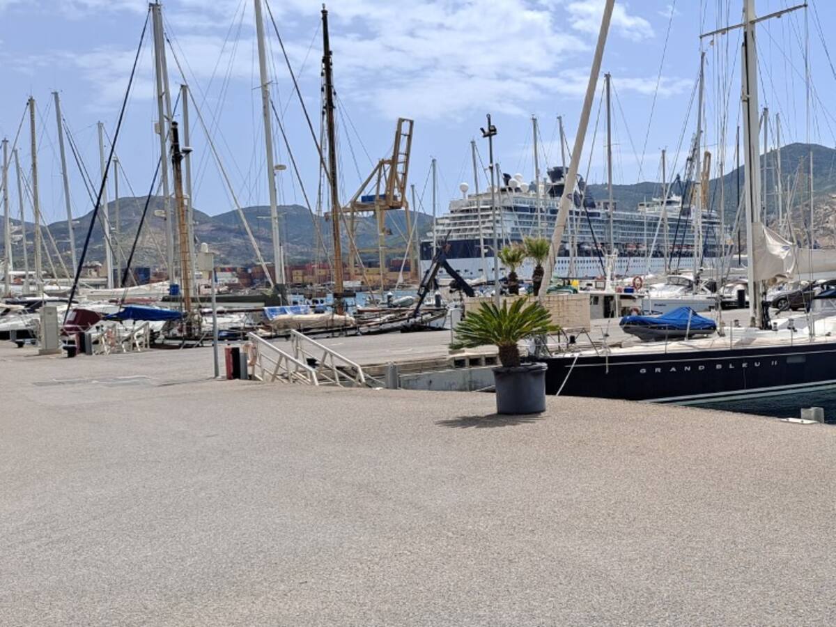 Cartagena recibirá de media a 1.000 cruceristas al día durante el mes de mayo