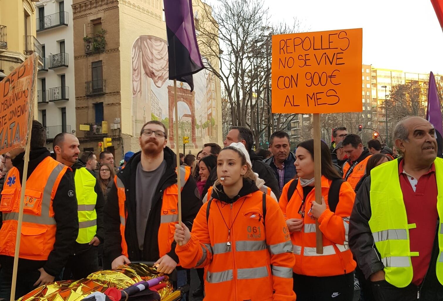 Protesta de los trabajadores del transporte sanitario urgente de Aragón