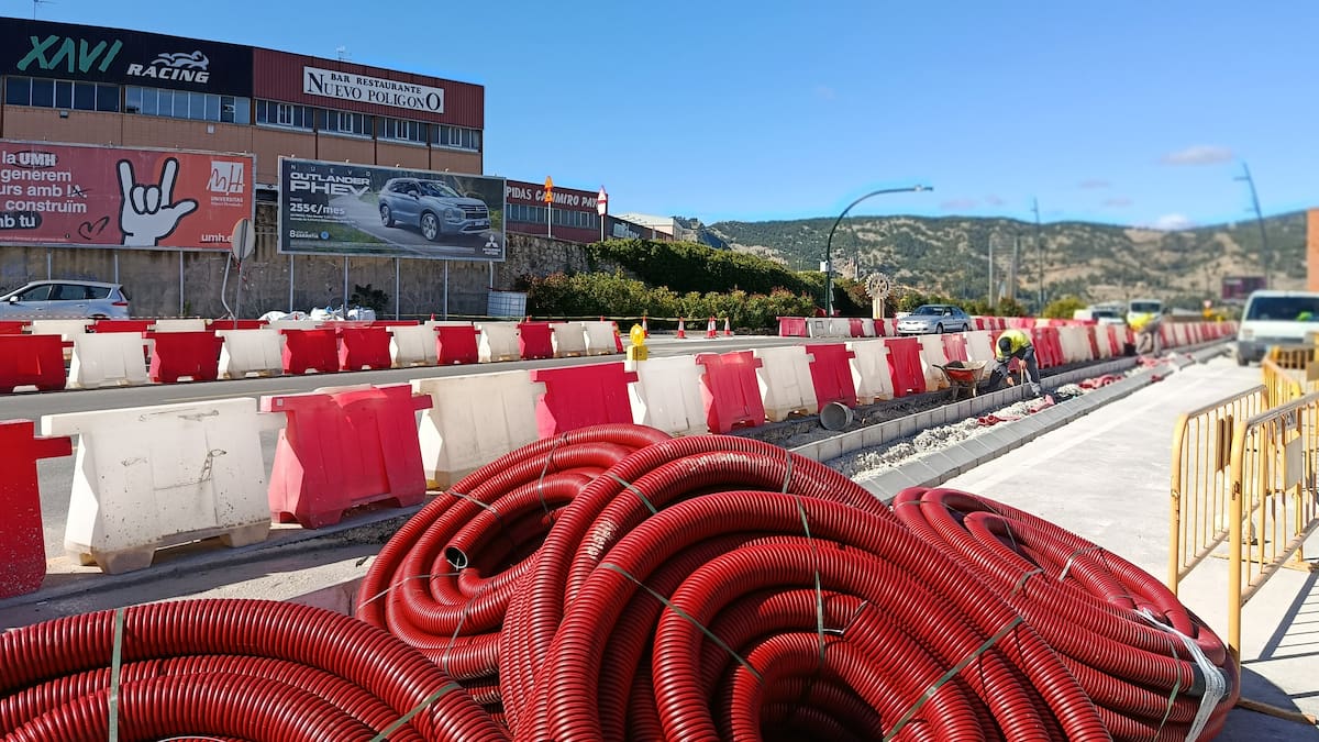 Restringido el paso de turismos por el asfaltado del acceso sur el martes 3 y el miércoles 4 de febrero