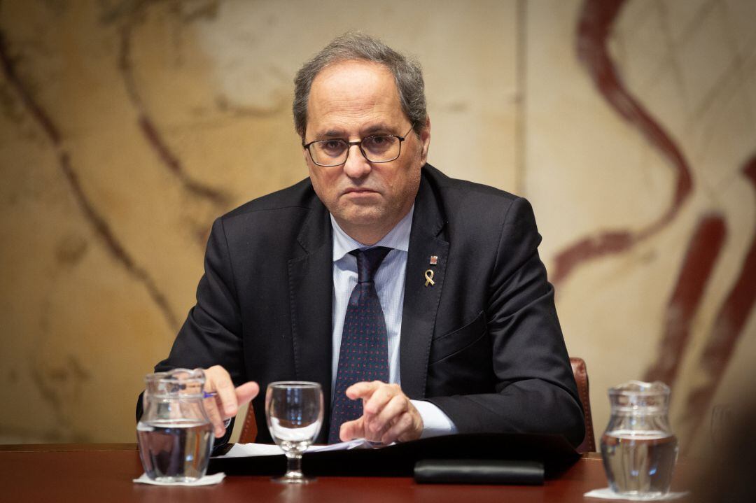 El presidente de la Generalitat, Quim Torra (d), se reúne con el vicepresidente de la Generalitat, Pere Aragonès