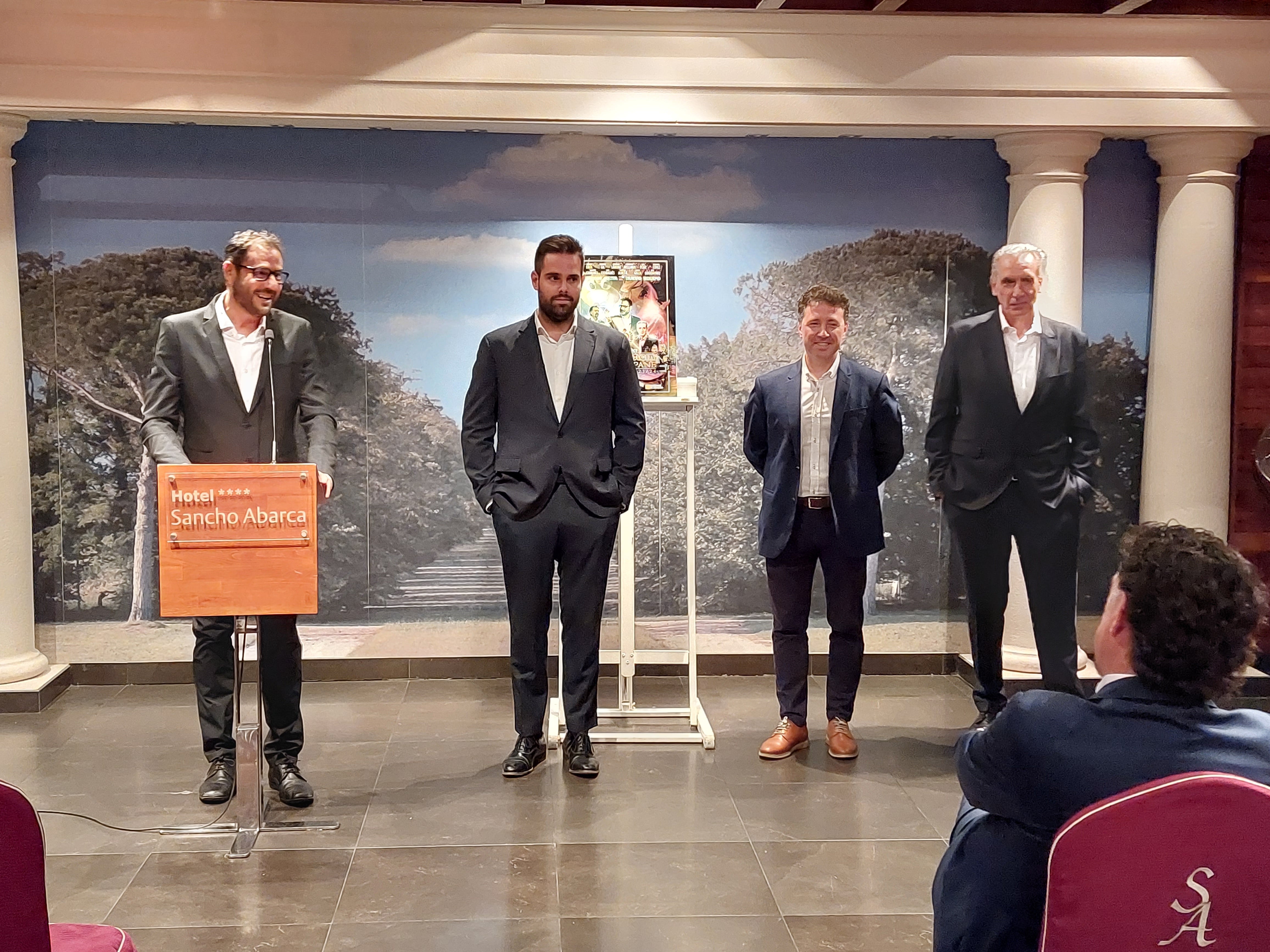 Fernando Lascorz en la presentación del acto