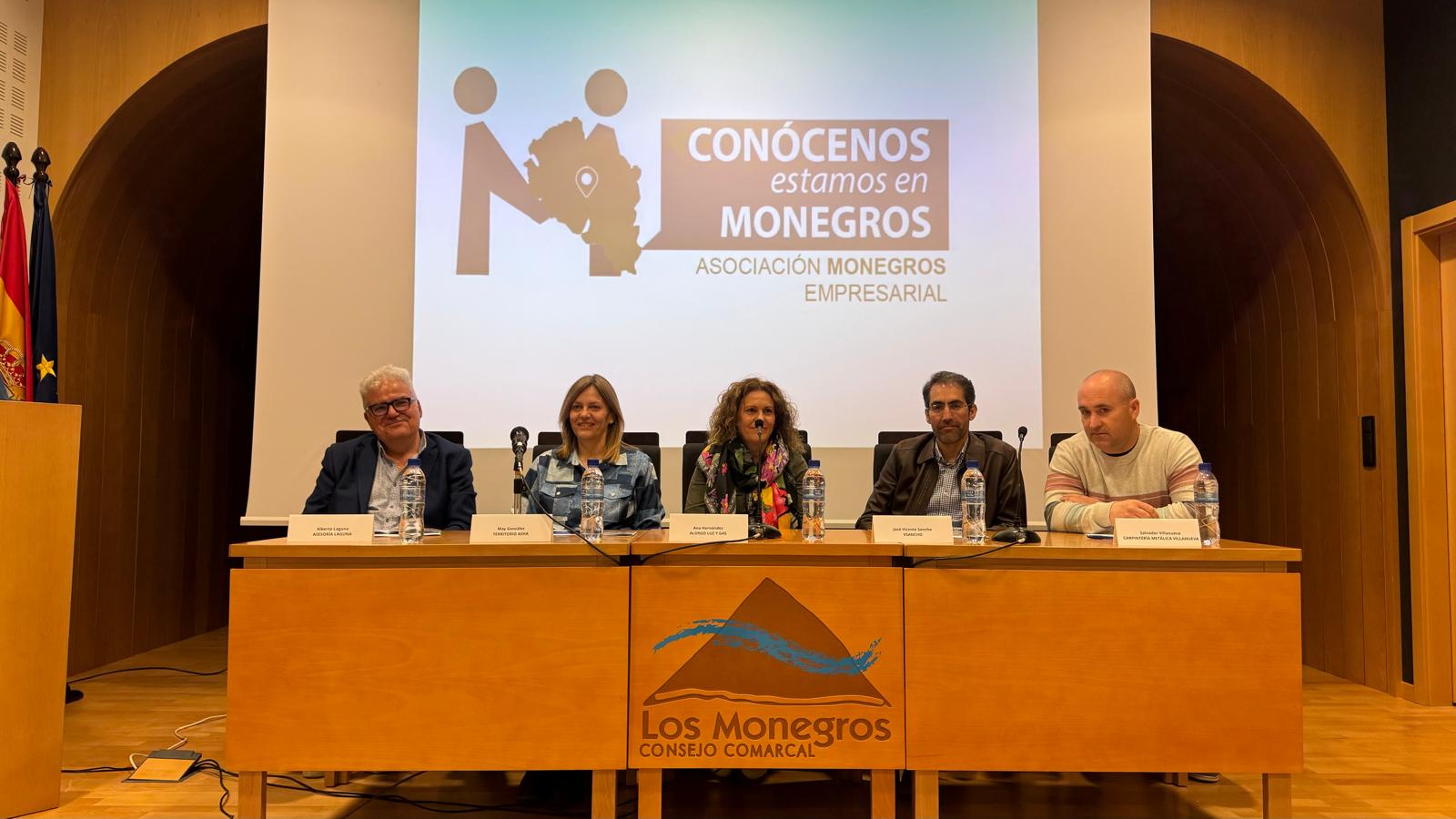 Mesa redonda con empresarios monegrinos