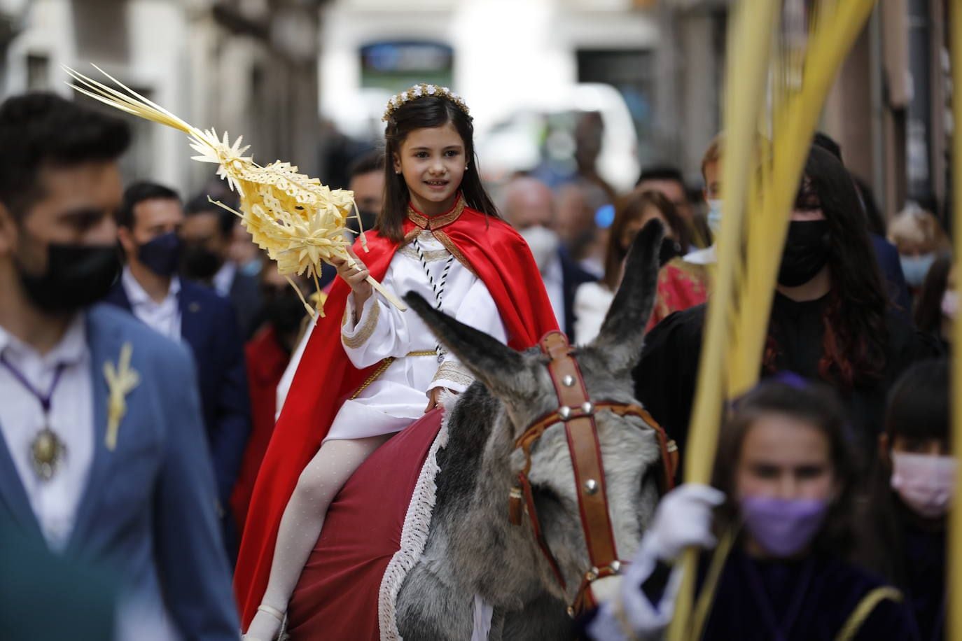 Lucía Cano, la niña que protagonizará la Bajada del Ángel de Peñafiel