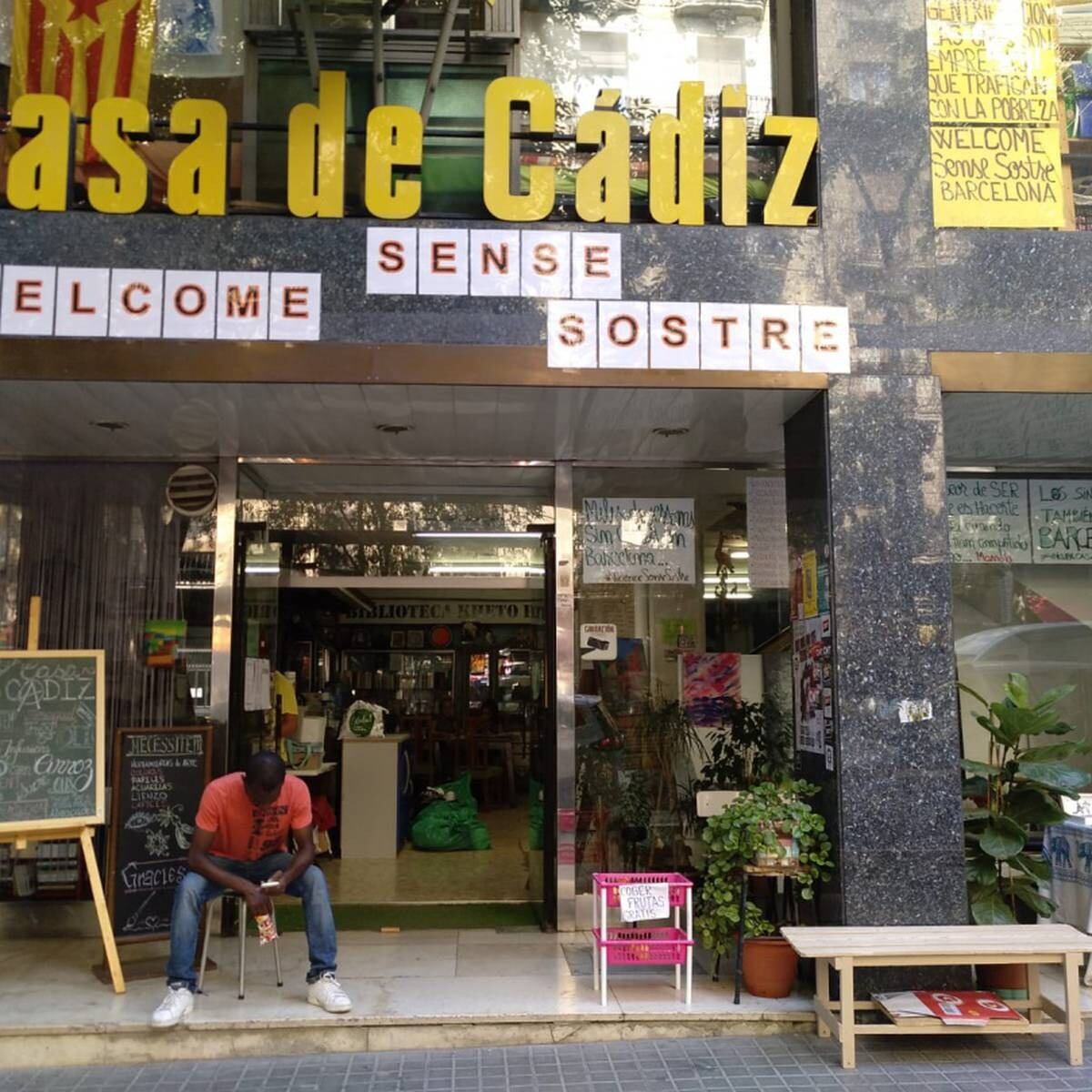 Façana de la 'Casa de Cádiz', local proper a la Sagrada Família