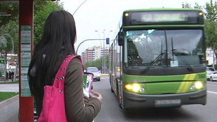 La Comunidad de Madrid realiza sesiones formativas para concienciar a los más jóvenes en el uso de transporte público.